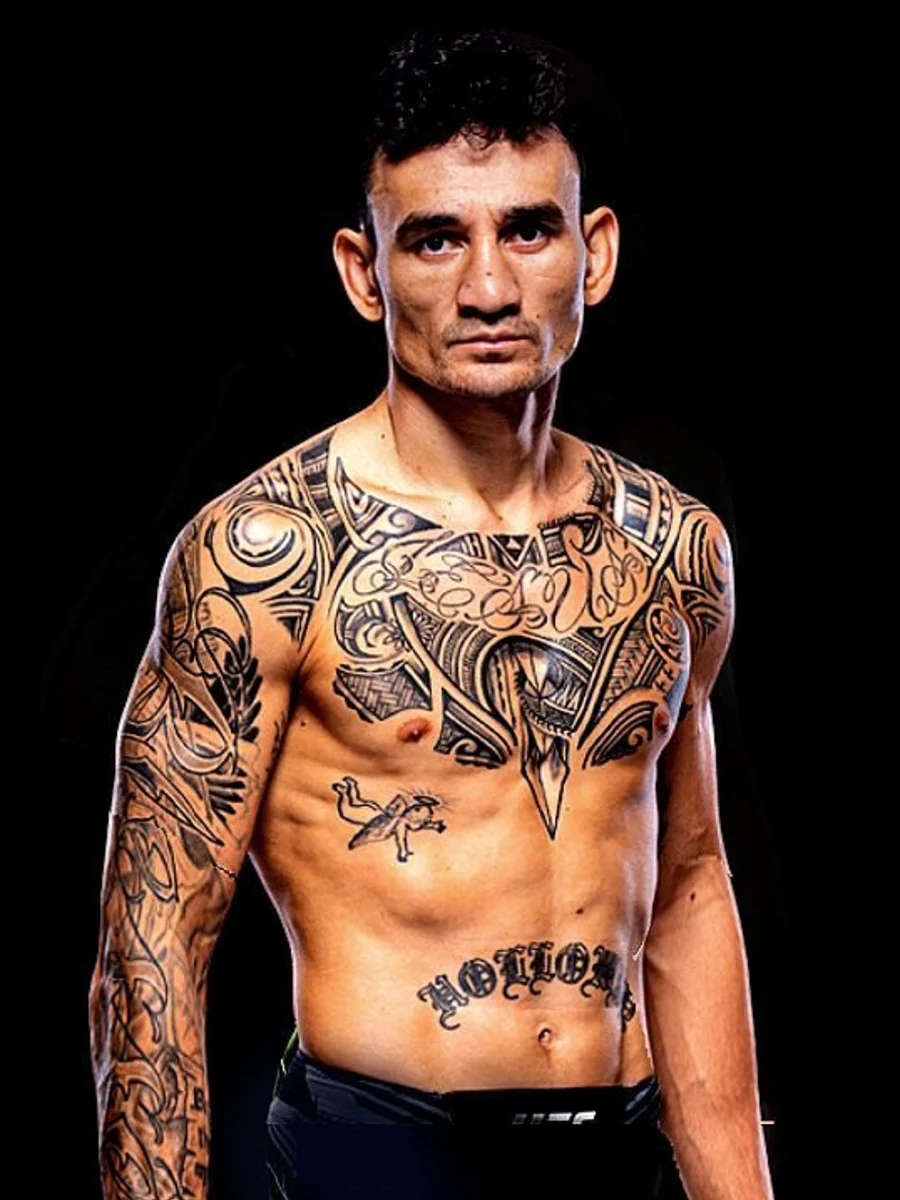 Max Holloway at UFC 329